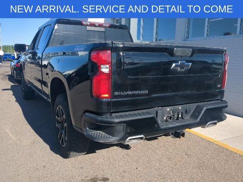 Certified 2022 Chevrolet Silverado 1500 LT Trail Boss w/ LT Trail Boss Premium Package AWD/4WD image 3