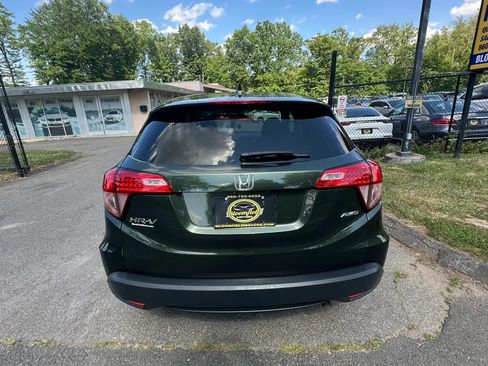 Used 2017 Honda HR-V EX image 6