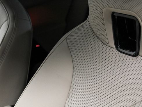 New 2026 BMW iX xDrive60 w/ Premium Package image 25