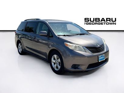 Used 2014 Toyota Sienna LE