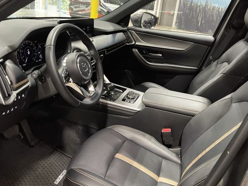 Used 2025 MAZDA CX-90 Plug-In Hybrid w/ Premium Plus AWD/4WD image 10