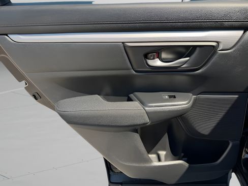 Used 2019 Honda CR-V LX image 25
