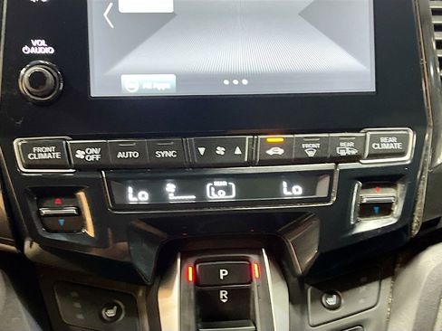 Used 2024 Honda Odyssey EX-L image 15
