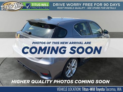 Used 2014 Lexus CT 200h w/ Seat Comfort Package FWD image 3