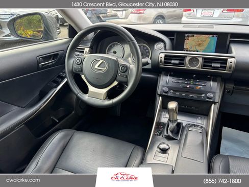 Used 2014 Lexus IS 350 image 16
