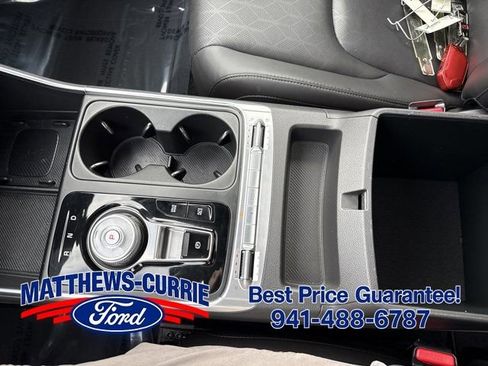 Used 2025 Kia Carnival SX FWD image 23