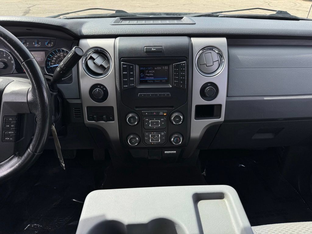 Used 2013 Ford F150 XLT w/ Luxury Equipment Group AWD/4WD image 2