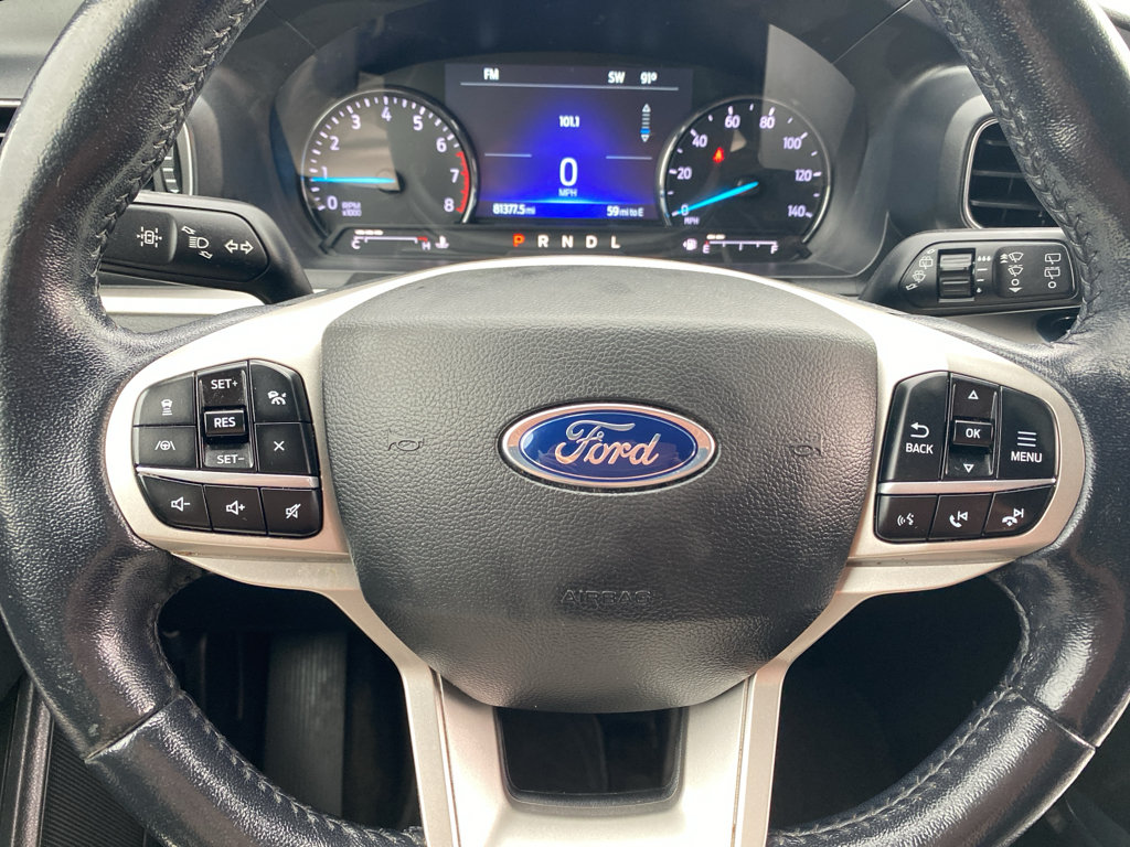 Certified 2022 Ford Explorer XLT w/ Equipment Group 202A AWD/4WD image 9