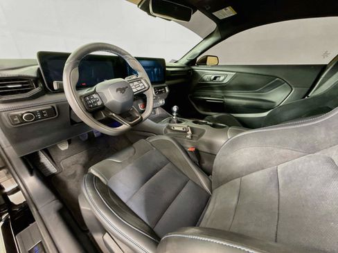 Used 2026 Ford Mustang Dark Horse RWD image 9
