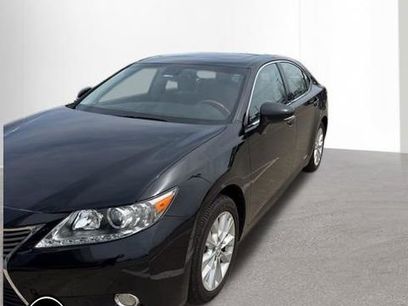 Used 2013 Lexus ES 300h