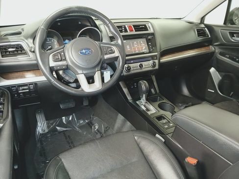 Used 2015 Subaru Outback 2.5i Limited AWD/4WD image 9