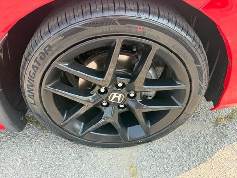Used 2023 Honda Civic Sport image 11
