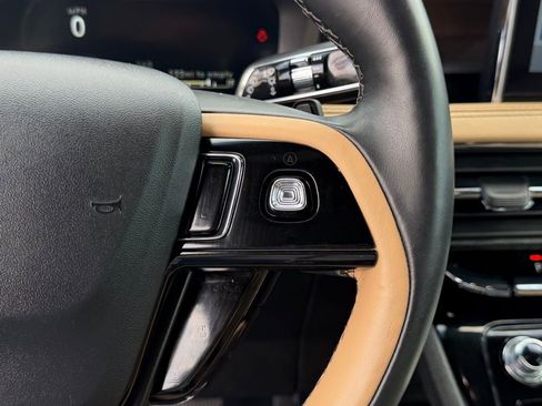 Used 2022 Lincoln Corsair Reserve w/ Equipment Group 201A image 24