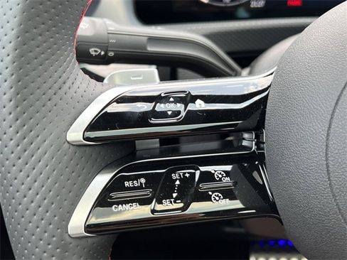 Certified 2025 Mercedes-Benz CLA 250 4MATIC image 19