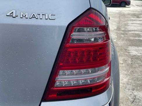 Used 2010 Mercedes-Benz GL 450 4MATIC image 11