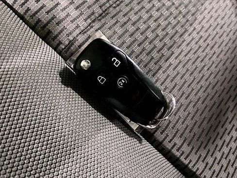 Used 2015 Ford F150 XLT w/ Equipment Group 302A Luxury image 10