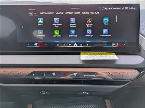 New 2026 BMW X3 xDrive30 w/ Premium Package image 14