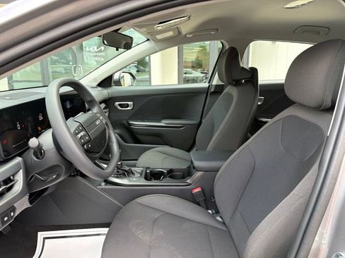 New 2026 Kia K4 FWD image 29
