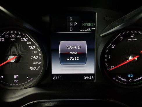Used 2019 Mercedes-Benz GLC 350e 4MATIC image 14