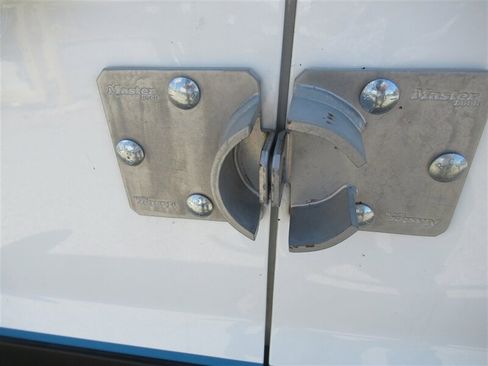 Used 2020 Ford Transit Connect XL image 16