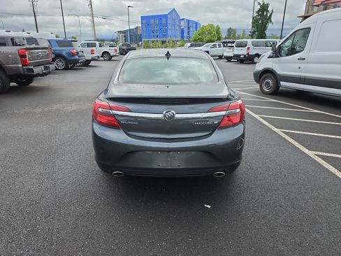 Used 2017 Buick Regal Premium w/ Driver Confidence Package #2 FWD image 3