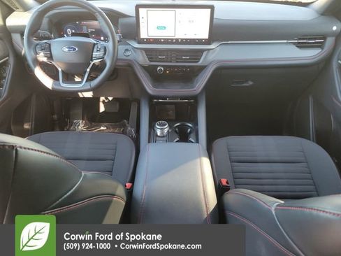 Used 2025 Ford Explorer ST-Line image 18