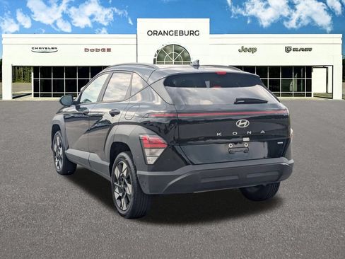 Used 2024 Hyundai Kona SEL AWD/4WD image 6