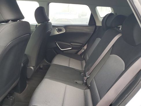 Used 2021 Kia Soul LX FWD image 9