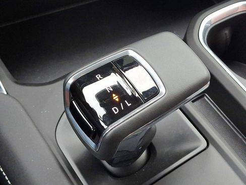 Used 2025 GMC Sierra 1500 Denali Ultimate image 15