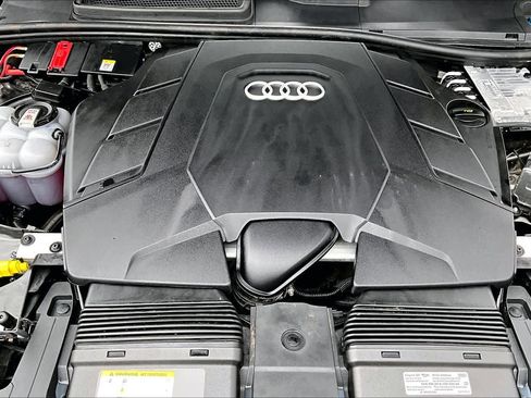 Used 2025 Audi Q7 Premium Plus image 32