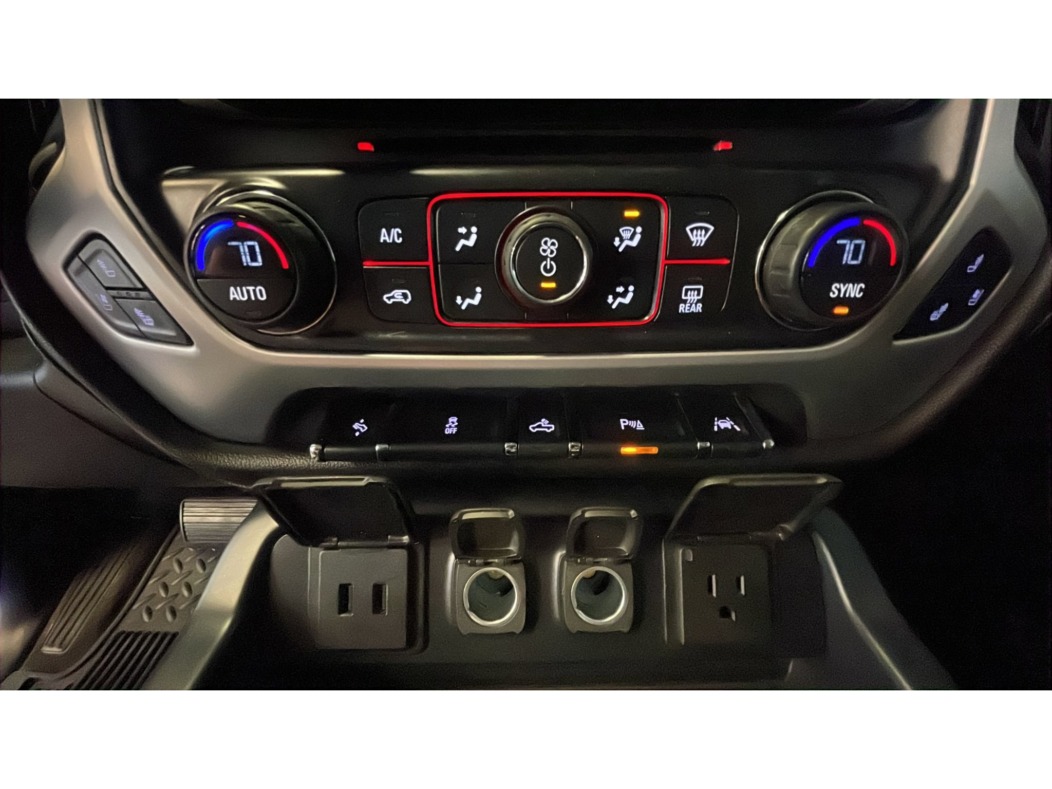 Used 2016 GMC Sierra 1500 SLT w/ Enhanced Driver Alert Package AWD/4WD image 12