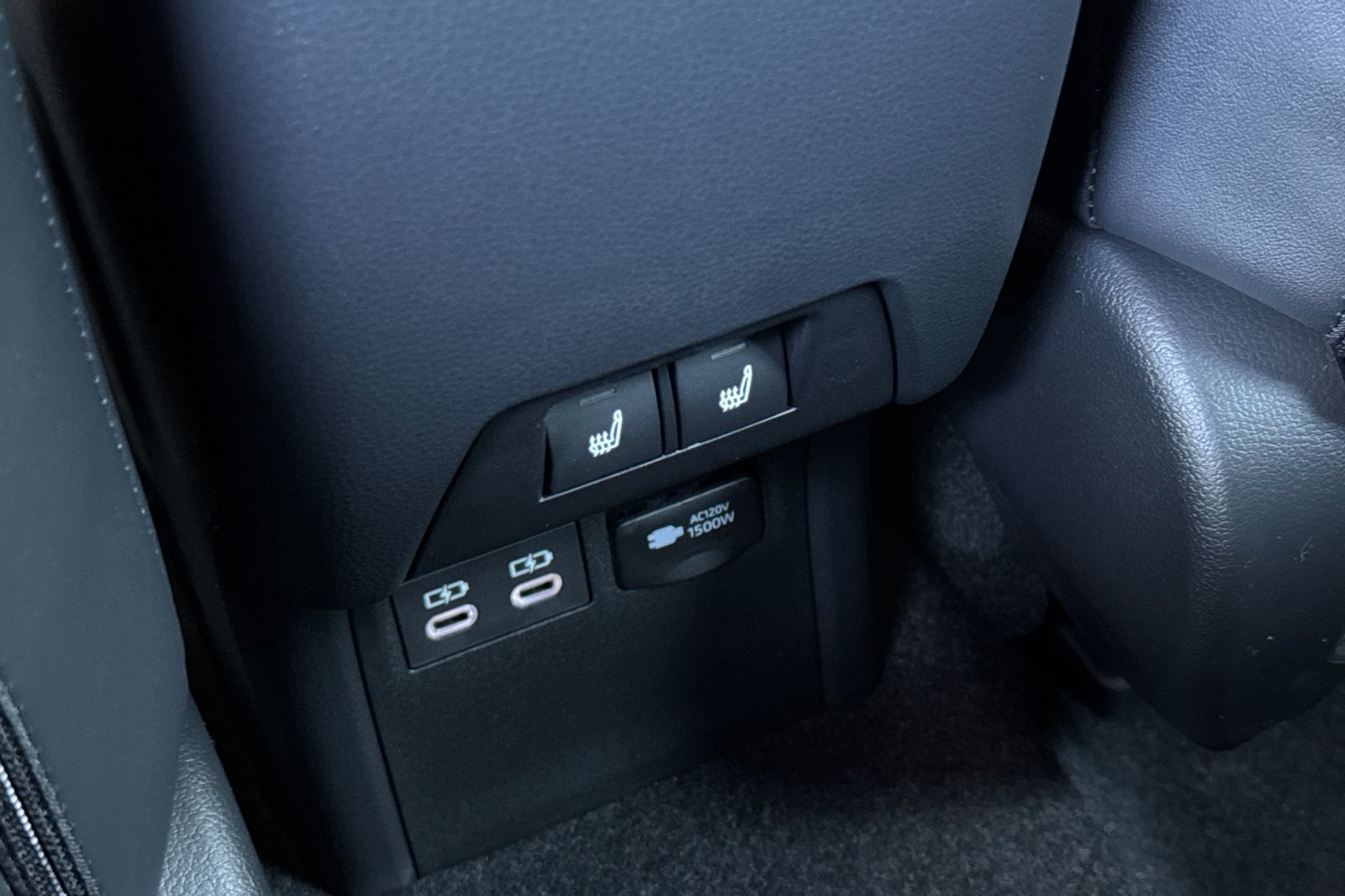New 2027 Toyota Prius Plug-In Hybrid w/ Limited Premium Package FWD image 15