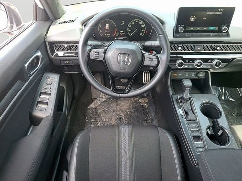 Used 2025 Honda Civic Sport image 11