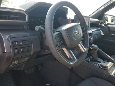 New 2026 Toyota Tacoma TRD Off-Road AWD/4WD image 18