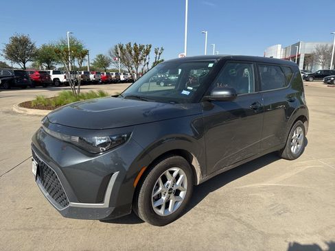 Used 2024 Kia Soul LX w/ Option Group 015 image 1