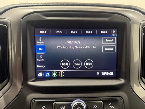 Used 2022 Chevrolet Silverado 1500 Custom RWD image 4
