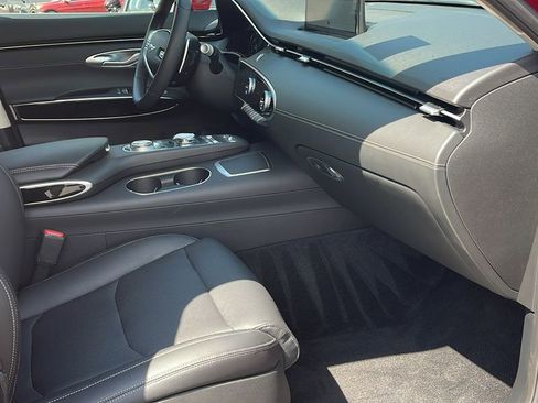 Used 2025 Genesis GV70 2.5T image 33