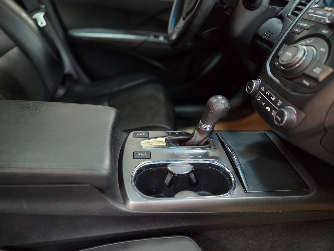 Used 2015 Acura RDX w/ Technology Package AWD/4WD image 23