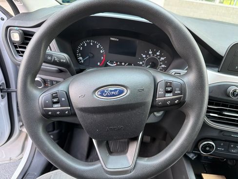 Used 2022 Ford Escape S FWD image 3
