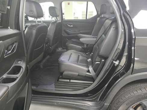 Used 2020 Chevrolet Traverse RS w/ LPO, Floor Liner Package image 12