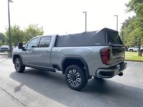 Used 2026 GMC Sierra 2500 Denali Ultimate AWD/4WD image 7