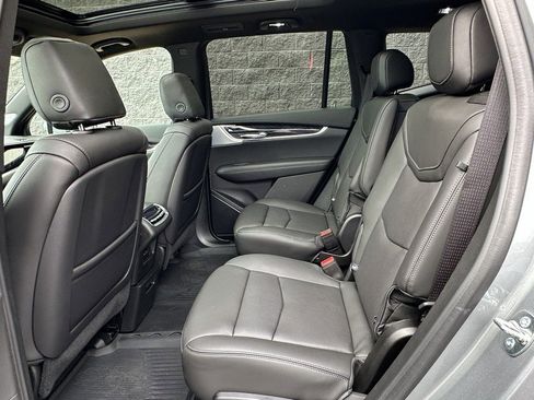 New 2025 Cadillac XT6 Premium Luxury w/ Technology Package image 7