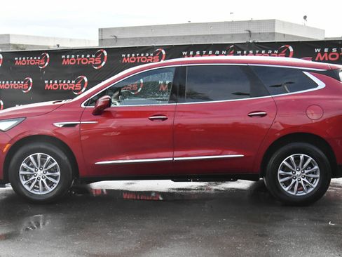 Used 2024 Buick Enclave Premium image 4