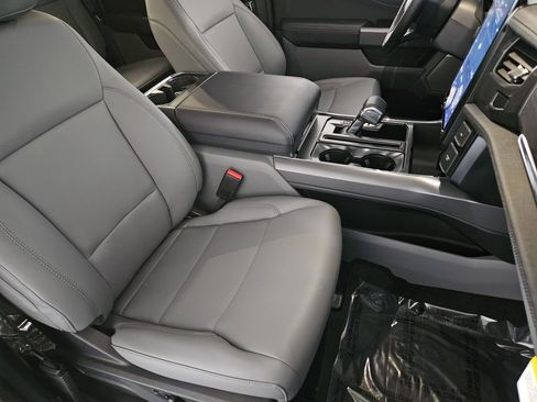 New 2025 Ford F150 Lightning Flash AWD/4WD image 24