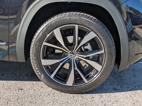 New 2026 Volkswagen Atlas SEL Premium R-Line AWD/4WD image 11