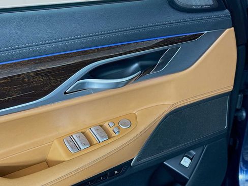 Used 2020 BMW 740i xDrive xDrive w/ Premium Package image 20