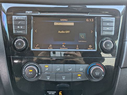 Used 2019 Nissan Rogue S w/ Special Edition Package image 20