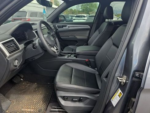 Used 2022 Volkswagen Atlas Cross Sport SE AWD/4WD image 10