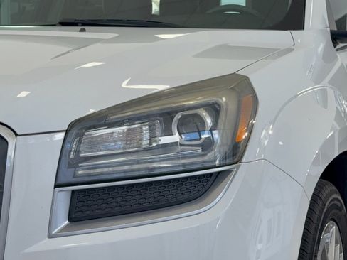 Used 2017 GMC Acadia Limited SLT FWD image 12