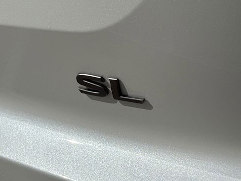 New 2026 Nissan Pathfinder SL image 8